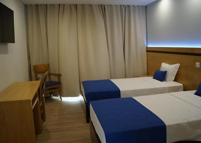 Angra Ξενοδοχείο 3*